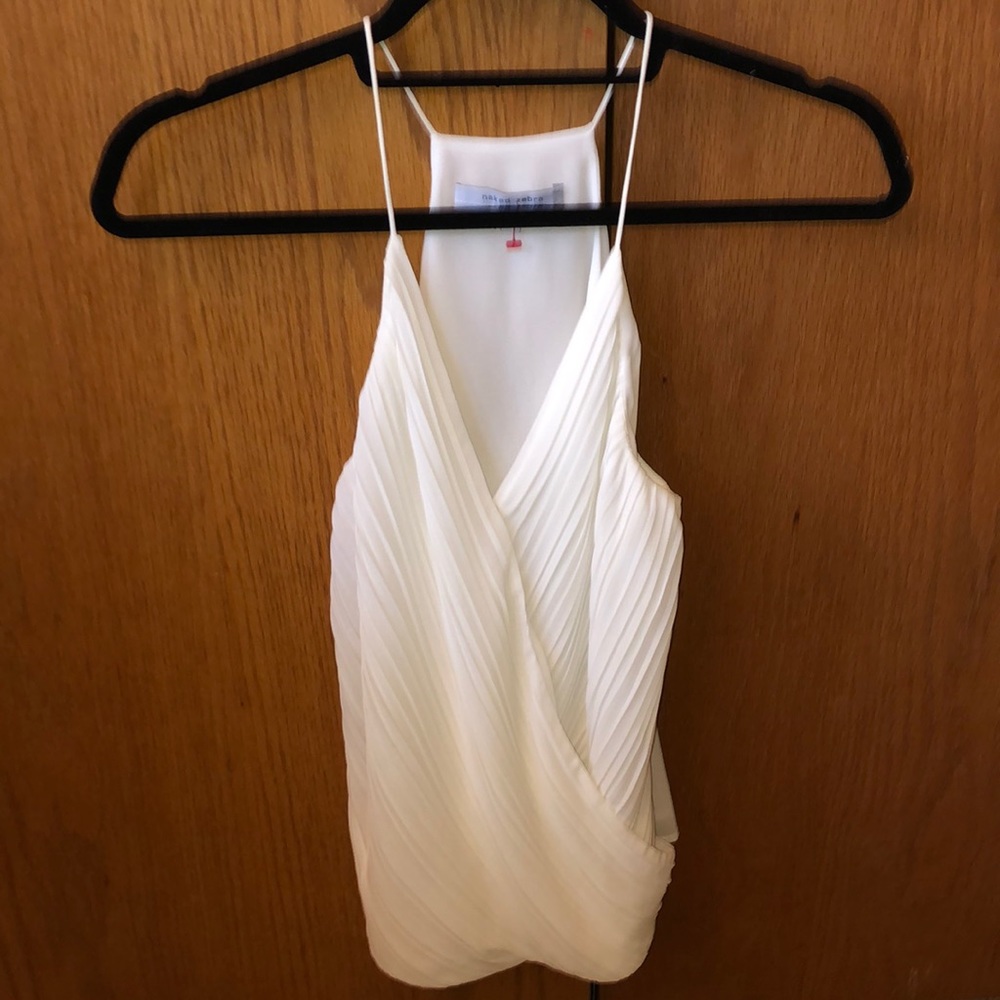 Sexy sexy beautiful white top.